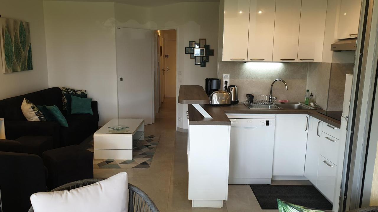 Garden And Beach Sea View Apartment Cannes Exterior foto