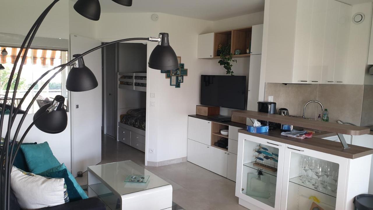 Garden And Beach Sea View Apartment Cannes Exterior foto